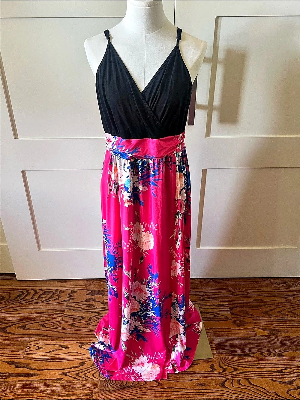 Floral Maxi Dress in Pink & Black Like New